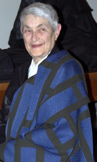 21_jo_Blanche_BZC_Zendo_seated